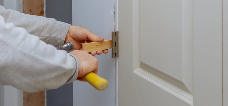 fiberglass entry door repair in Pinewood